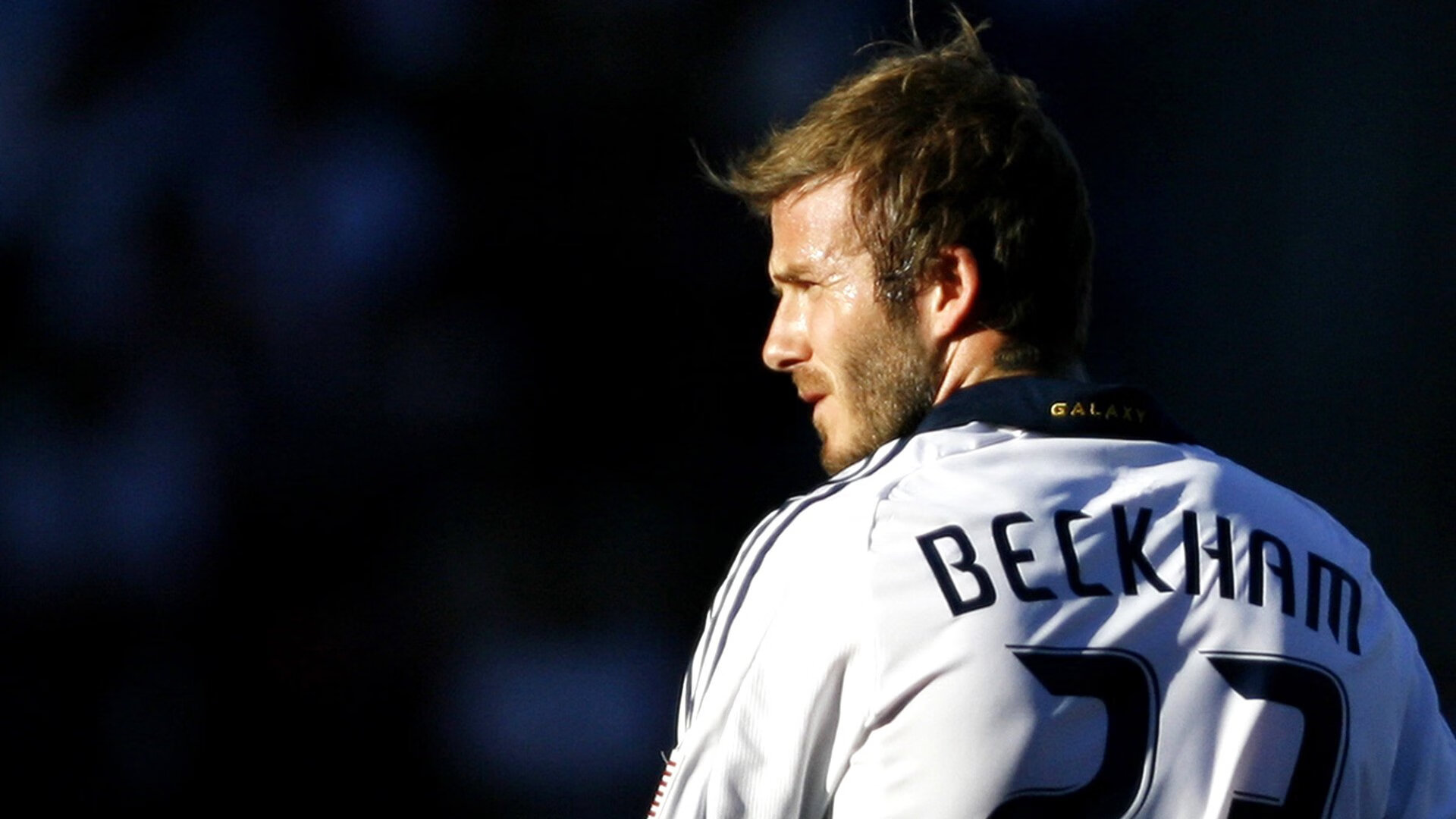 国家队试点多语言战术指令适应国际交流需求